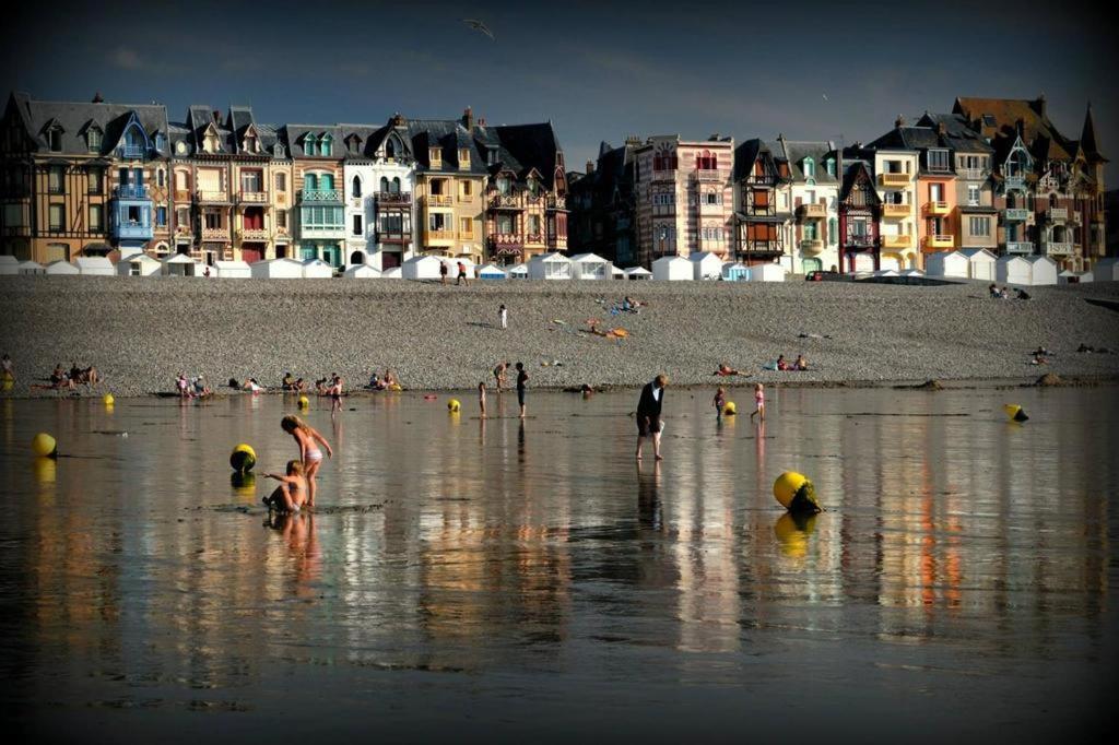 Appartement Place Du Marche メール・レ・バン エクステリア 写真